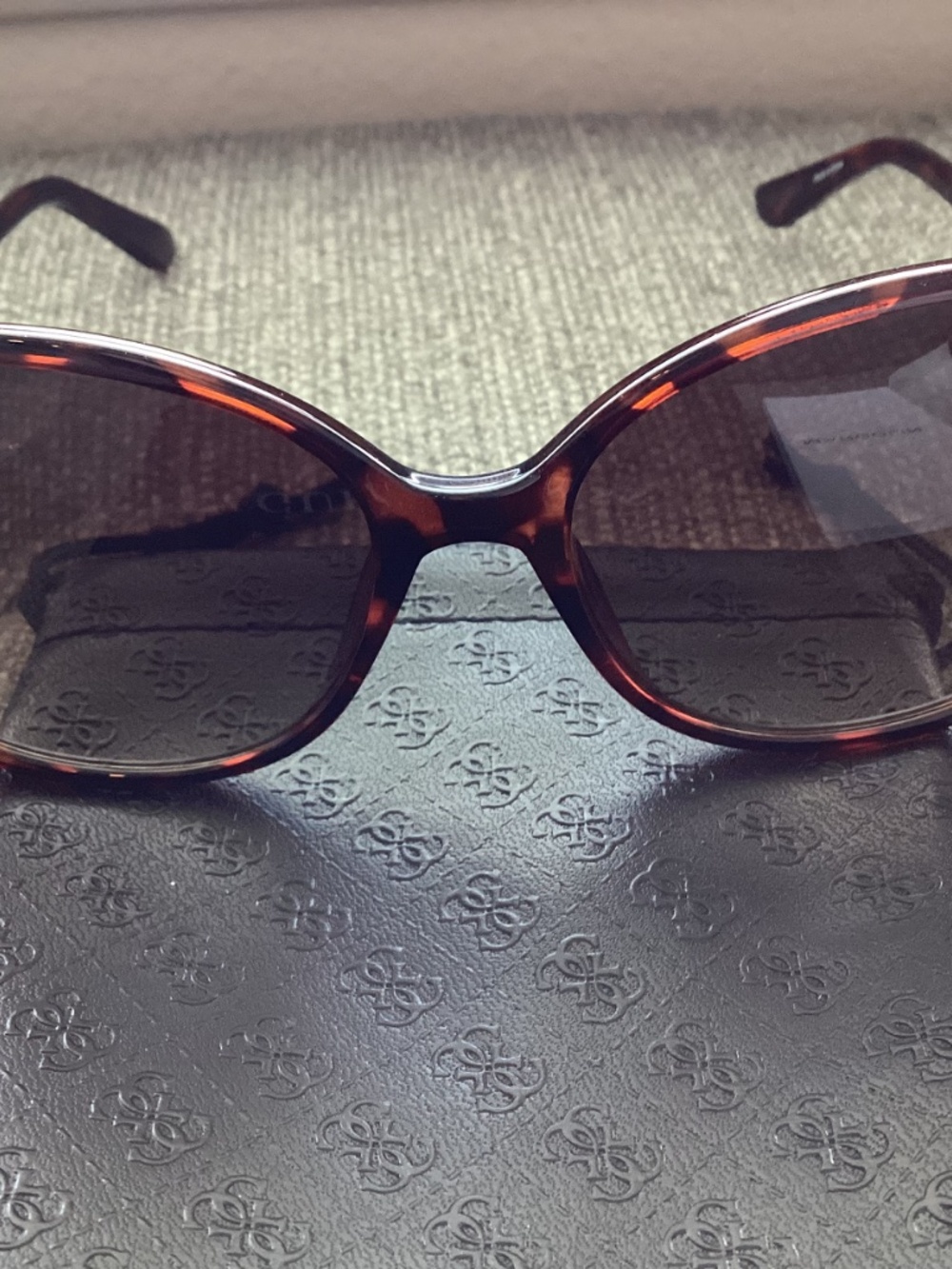GUESS 55mm Oval Sunglasses - Picture 3 of 8